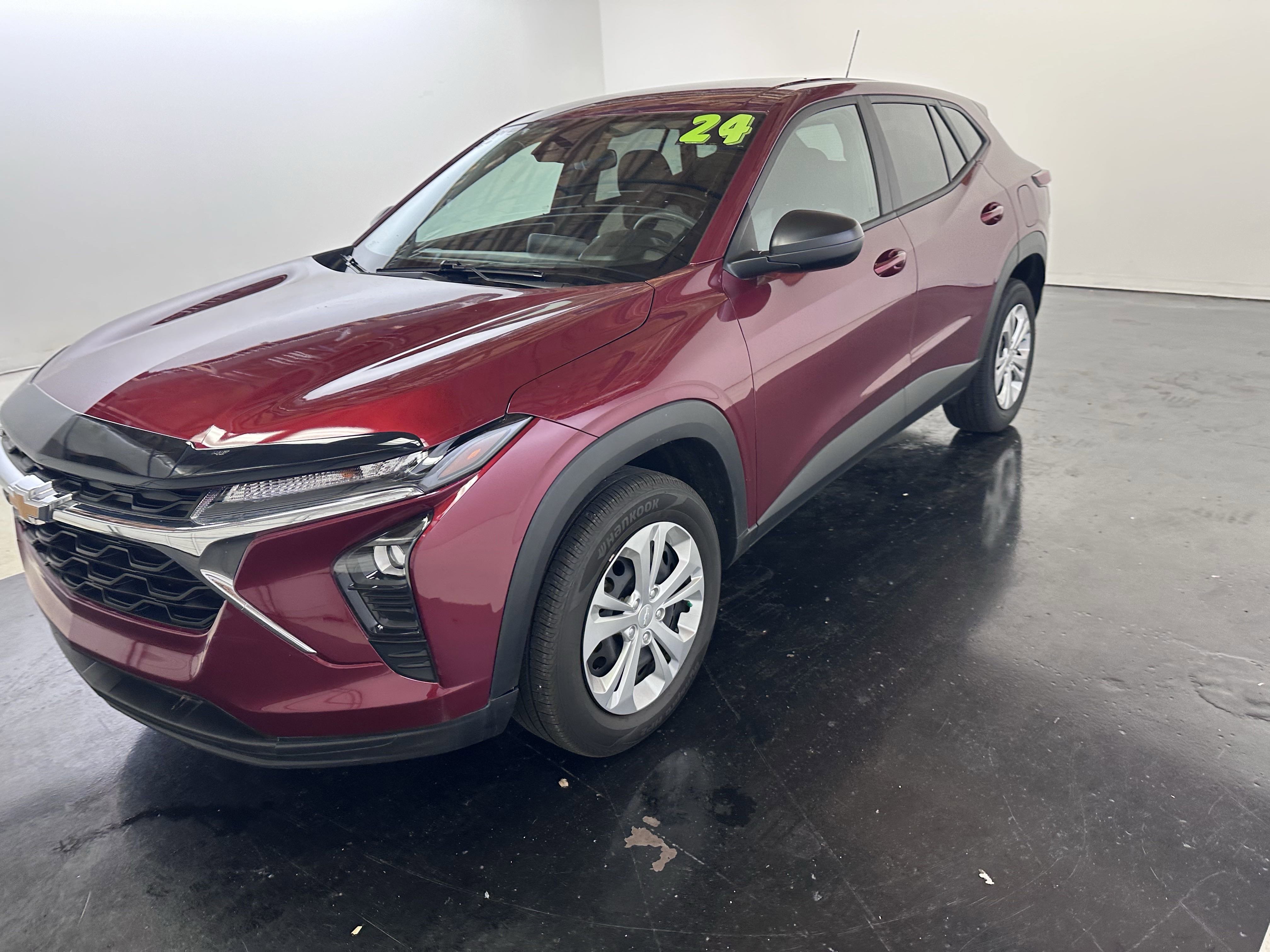 Used 2024 Chevrolet Trax LS image 6