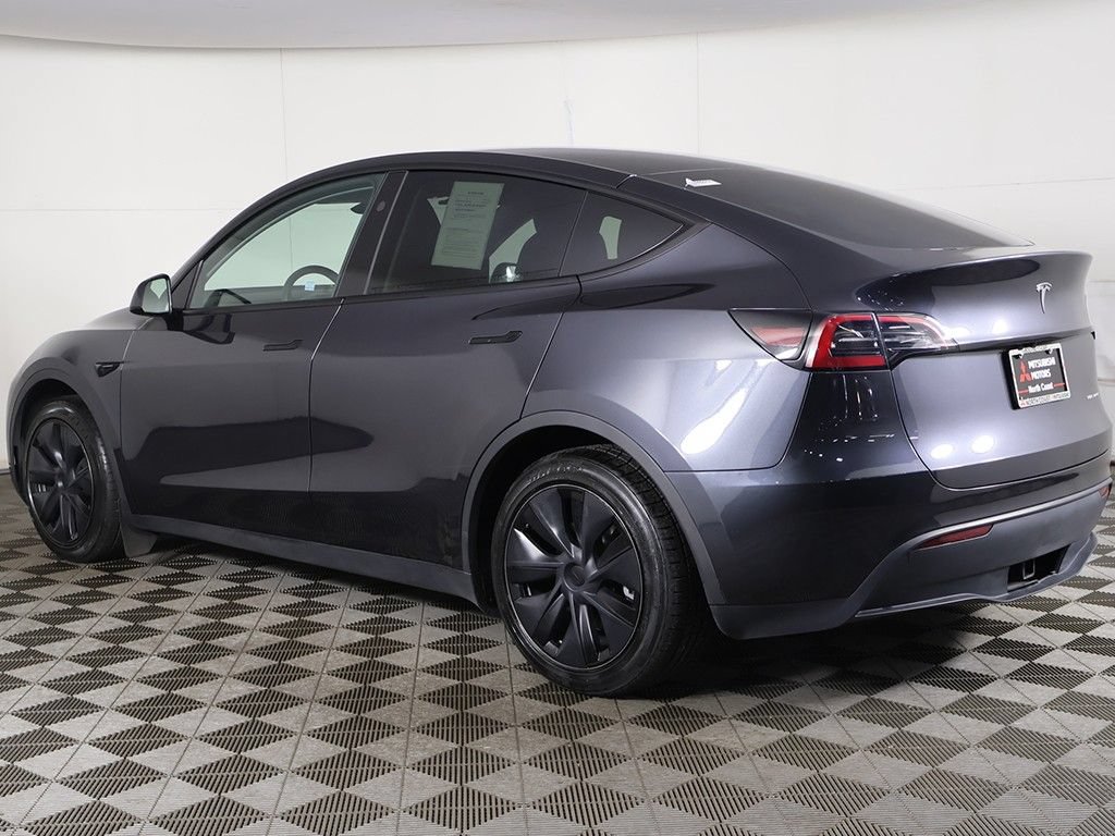 Used 2025 Tesla Model Y Long Range AWD/4WD image 13