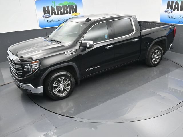 Used 2025 GMC Sierra 1500 SLT AWD/4WD image 23