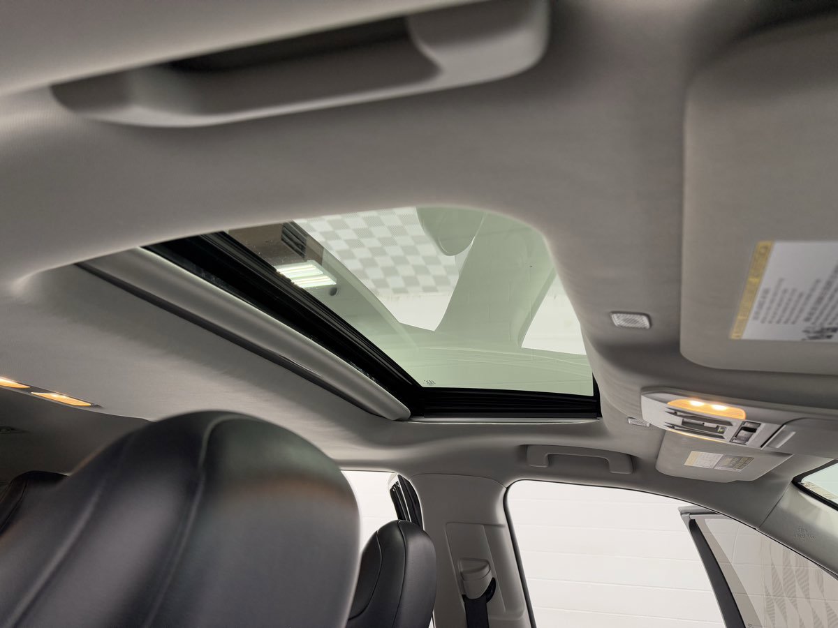 Used 2024 Toyota Highlander XLE image 28