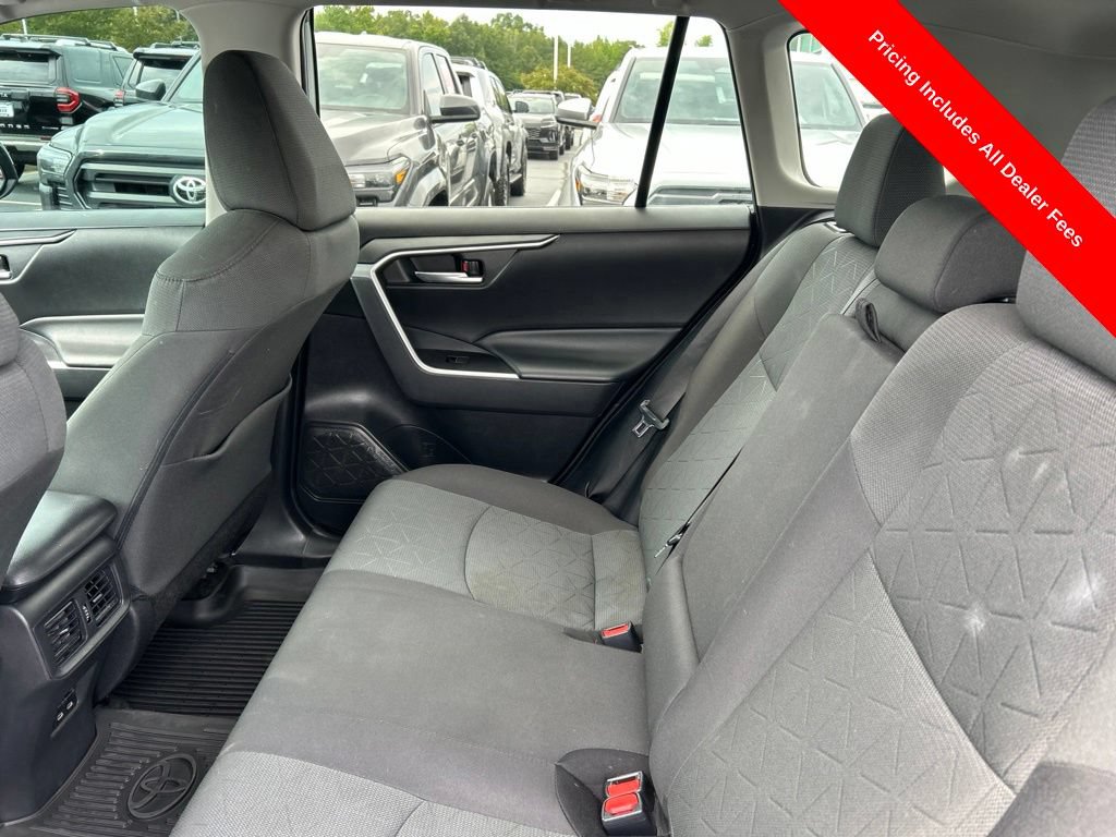 Used 2023 Toyota RAV4 XLE FWD image 13