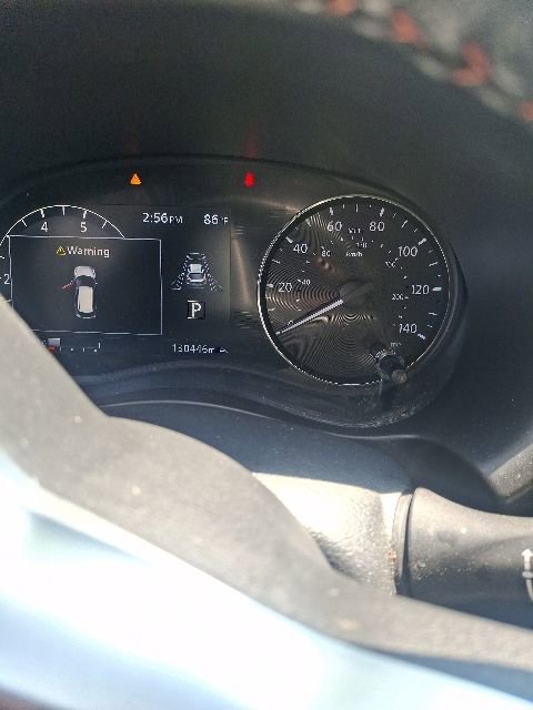 Used 2021 Nissan Kicks SR FWD image 2