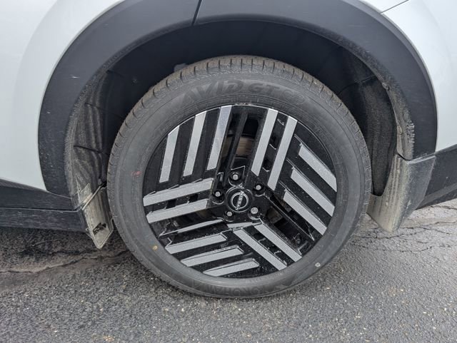 New 2026 Nissan Leaf SV+ w/ Floor Mat Package (SV+) image 24