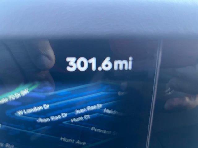 Used 2026 Lincoln Nautilus Premier image 19