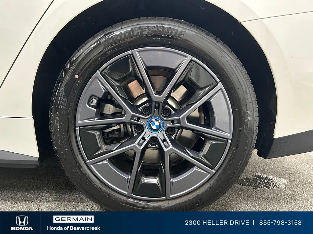 Used 2023 BMW i4 eDrive40 RWD image 14
