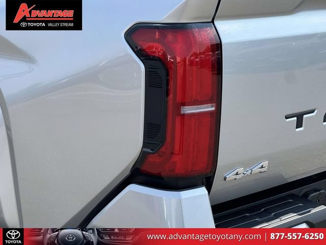 Used 2026 Toyota Tacoma SR5 AWD/4WD image 13