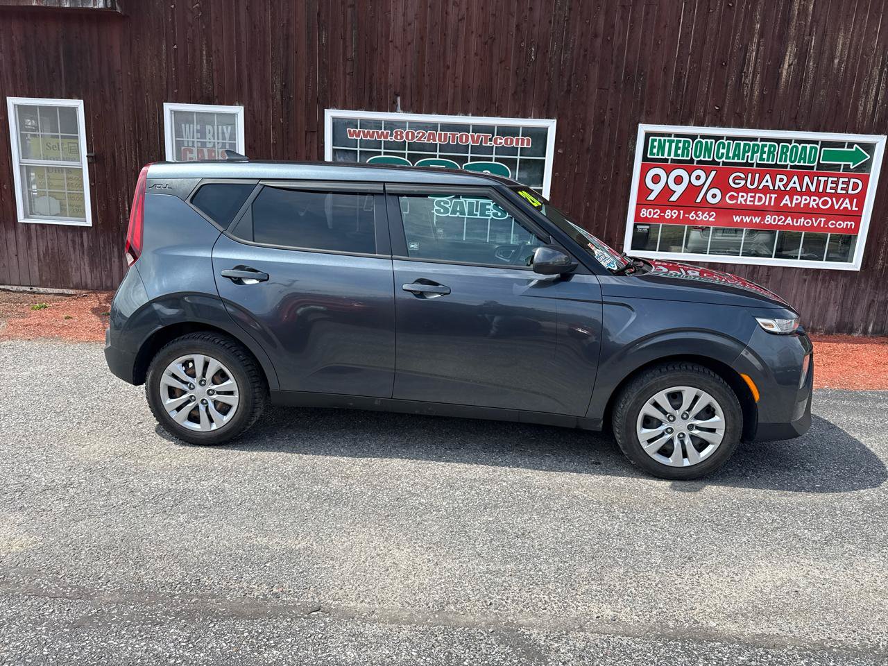 Used 2020 Kia Soul LX FWD image 10