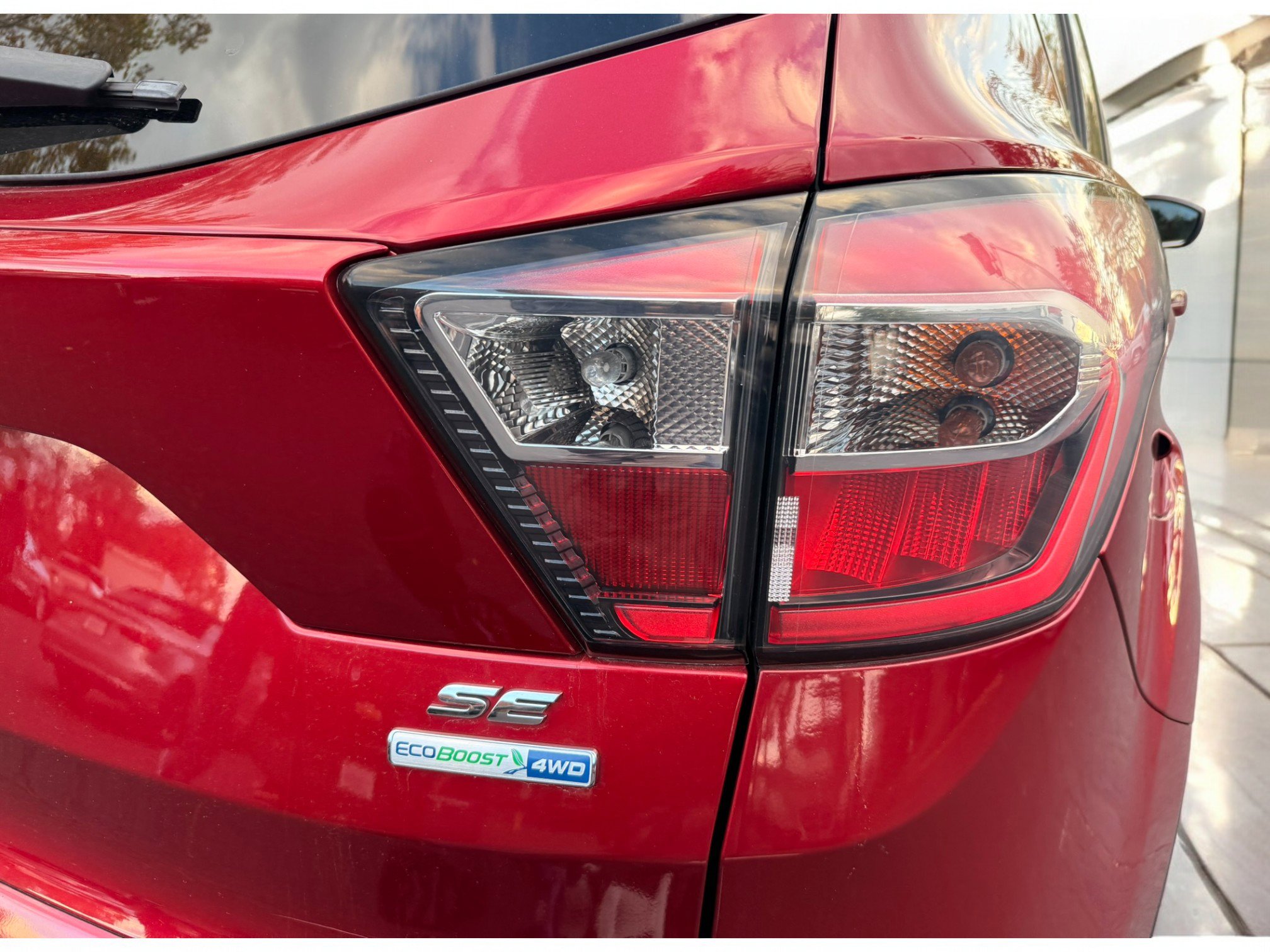 Used 2017 Ford Escape SE image 26