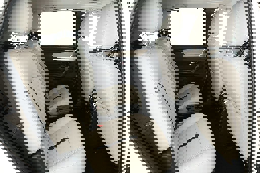 Used 2025 MAZDA CX-90 Plug-In Hybrid w/ Preferred image 23