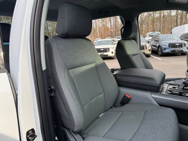 Used 2025 Ford F150 Lightning XLT AWD/4WD image 22
