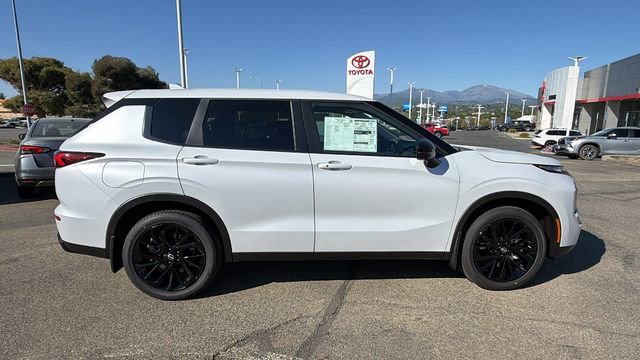 New 2026 Nissan Rogue SL image 3