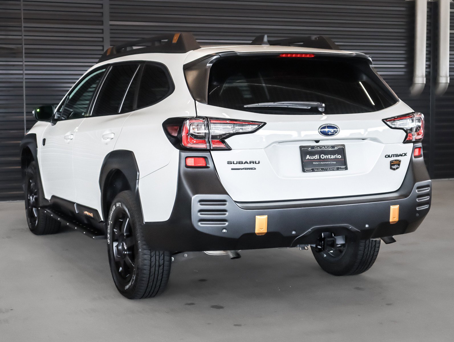 Used 2025 Subaru Outback Wilderness AWD/4WD image 2