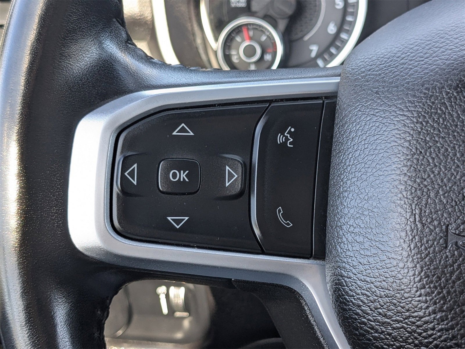 Used 2024 RAM 2500 Big Horn image 28