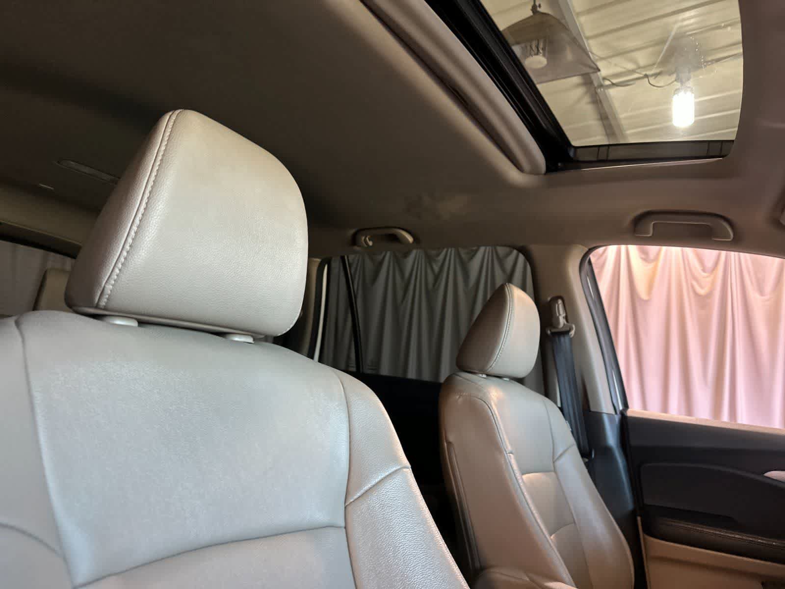 Used 2017 Honda Pilot EX-L image 19
