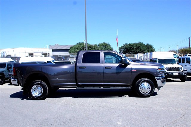 New 2026 RAM 3500 Tradesman image 4