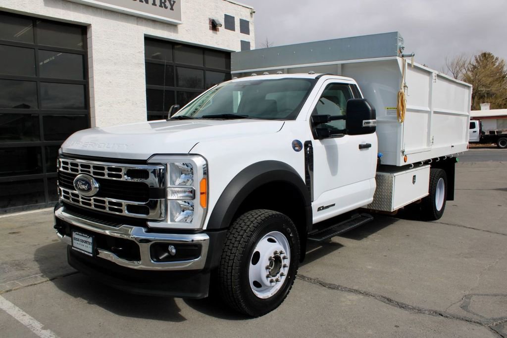 Used 2023 Ford F550 4x4 Regular Cab Super Duty image 2