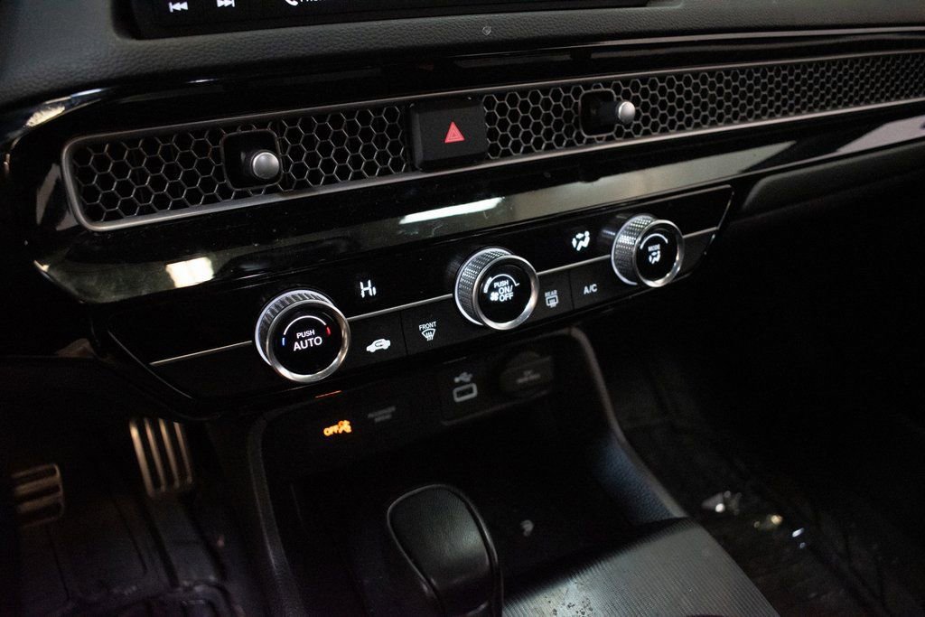 Used 2023 Honda Civic Sport image 17