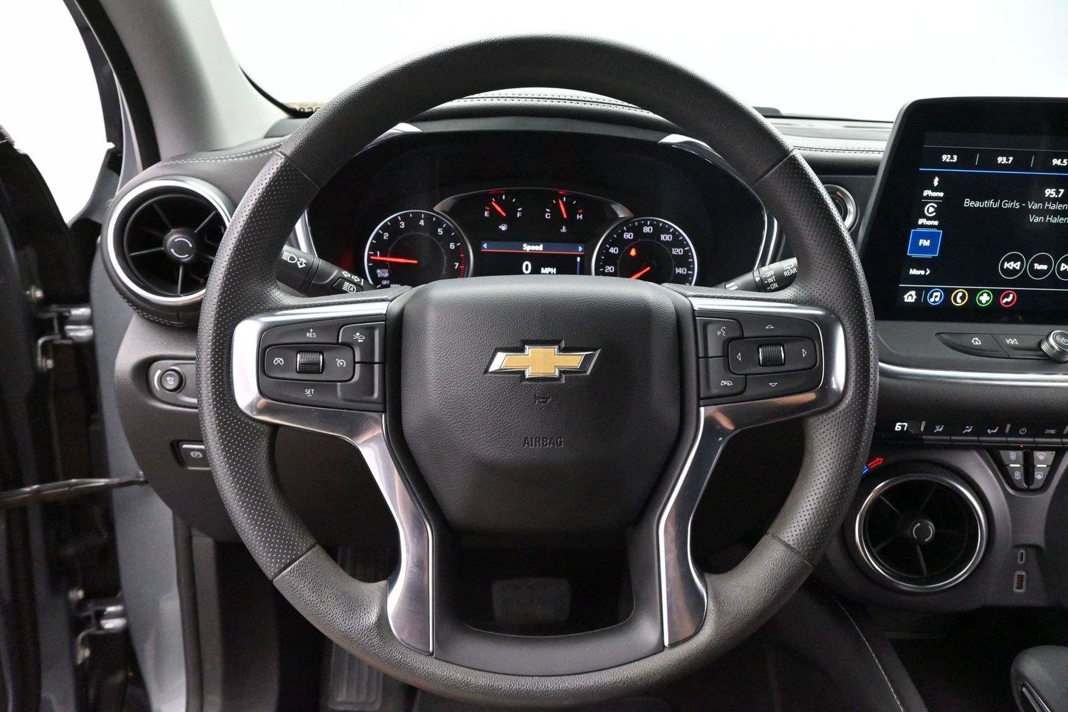 Used 2025 Chevrolet Blazer LT AWD/4WD image 15
