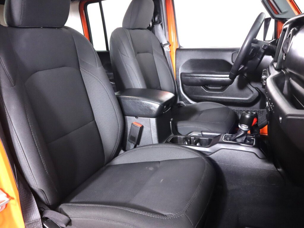 Used 2023 Jeep Wrangler Unlimited w/ Cold Weather Group AWD/4WD image 44