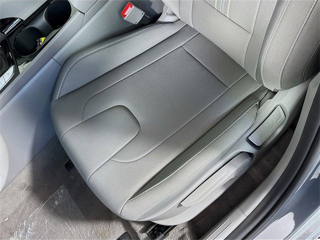 New 2025 Hyundai Elantra SEL image 24