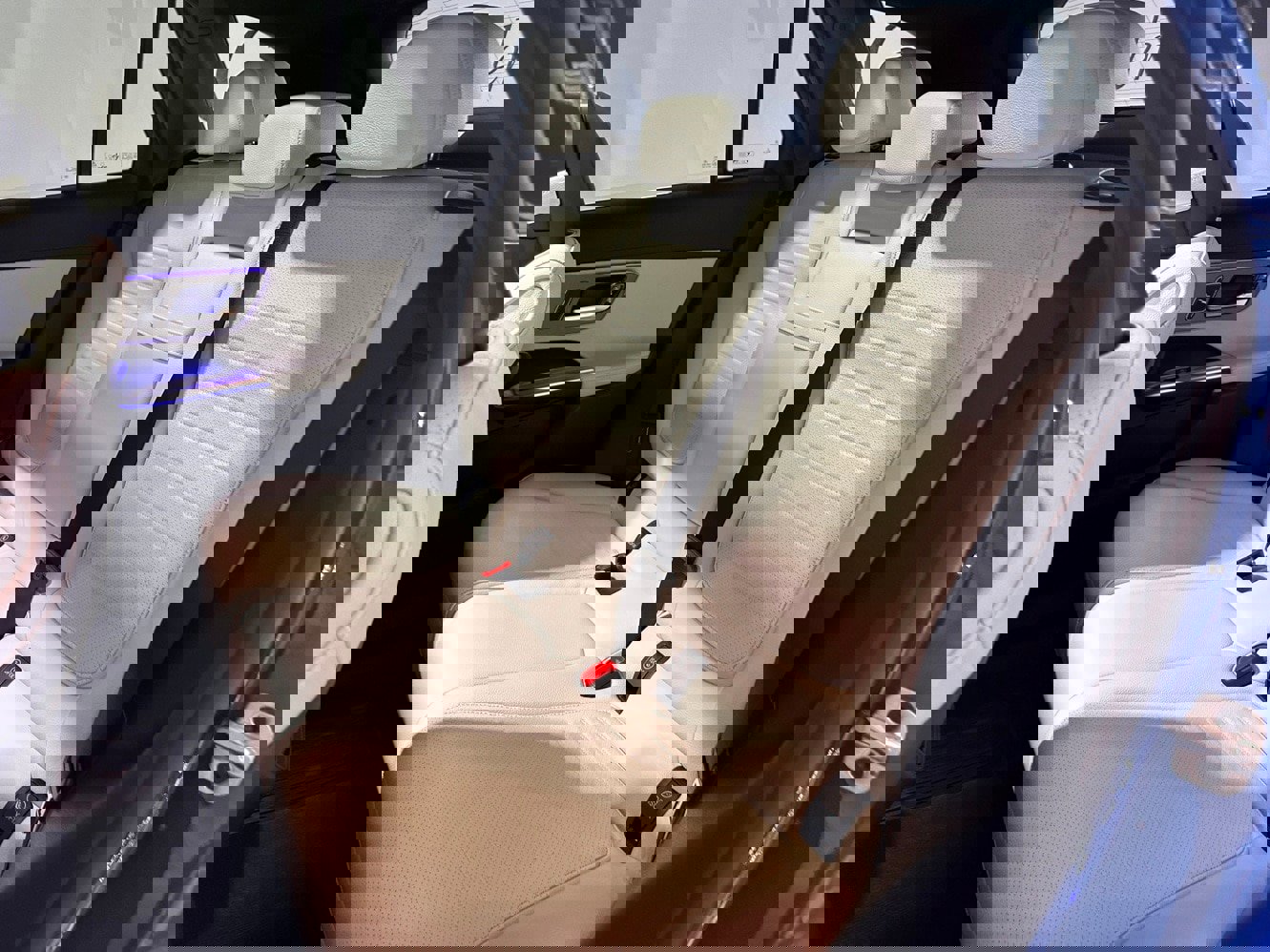 Certified 2023 Mercedes-Benz GLC 300 4MATIC image 28