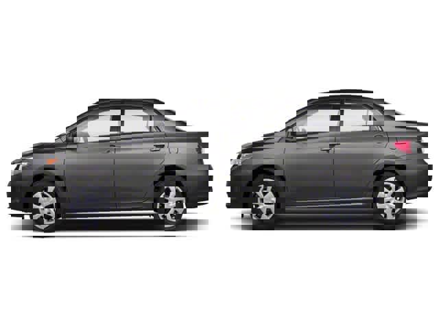 Used 2013 Toyota Corolla LE image 3