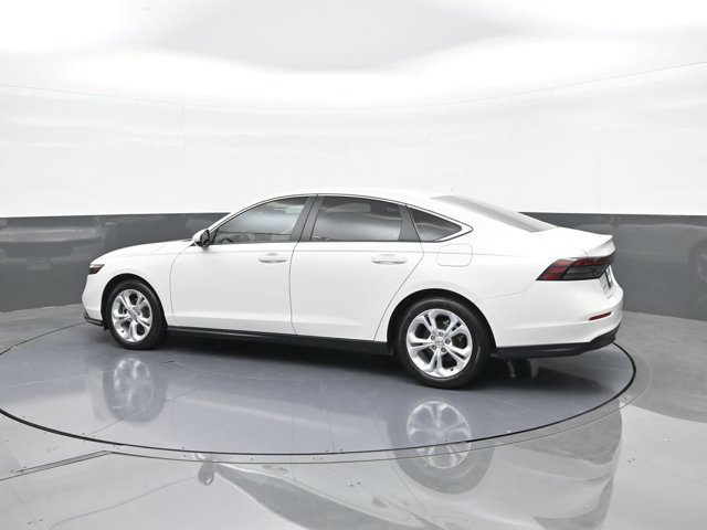 Used 2025 Honda Accord LX image 5