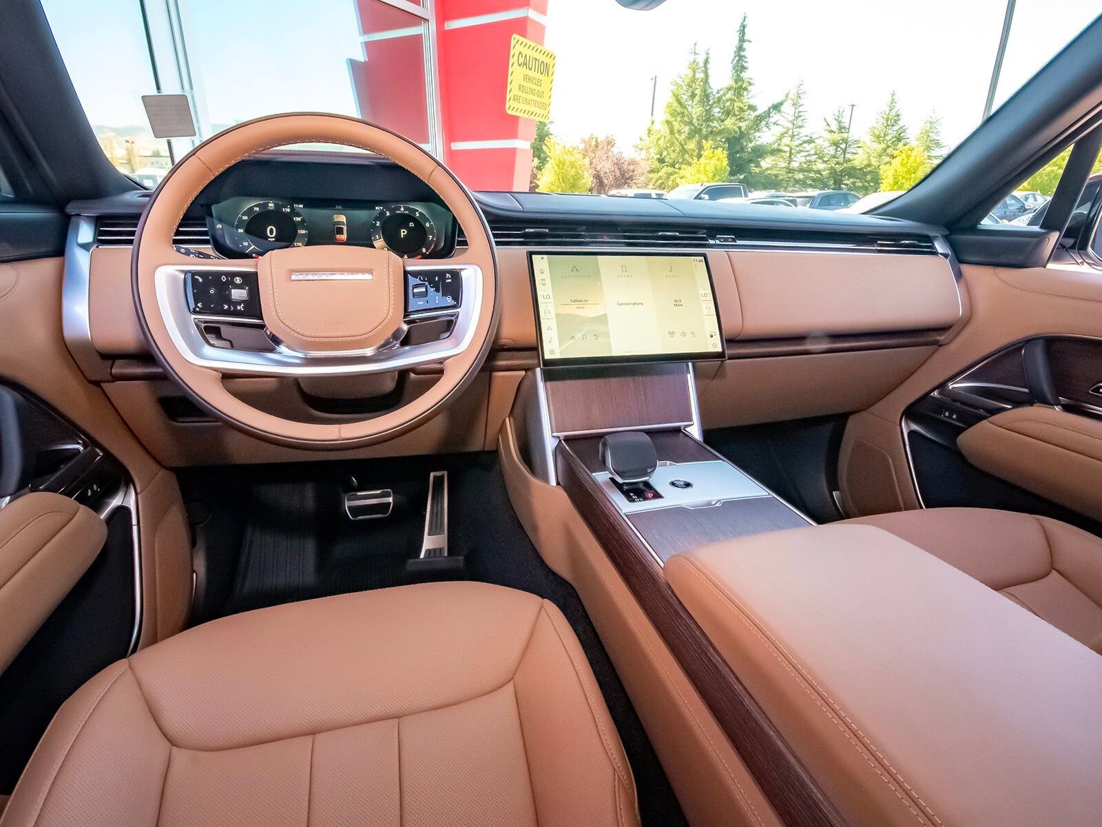 New 2025 Land Rover Range Rover SE image 35