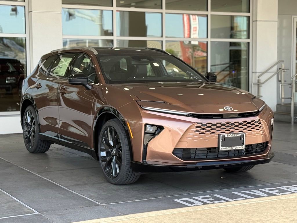 New 2025 Toyota Crown Signia image 6