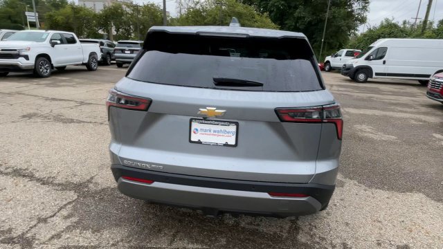 New 2027 Chevrolet Equinox LT w/ Convenience Package II AWD/4WD image 9