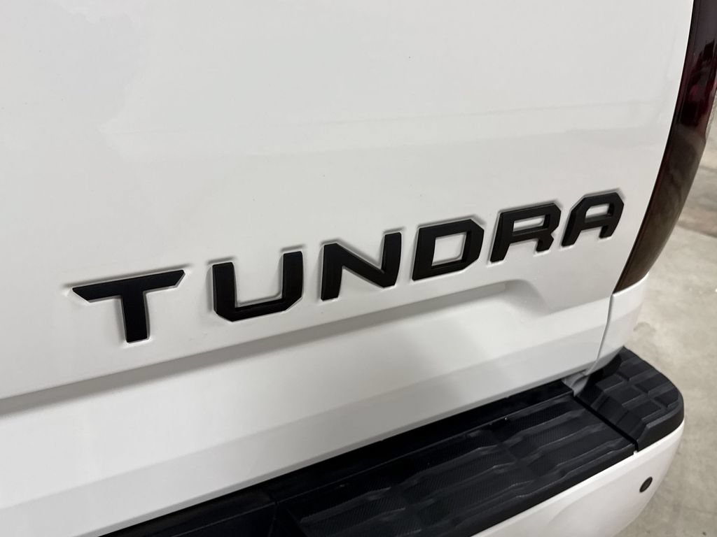 Used 2021 Toyota Tundra SR5 AWD/4WD image 25