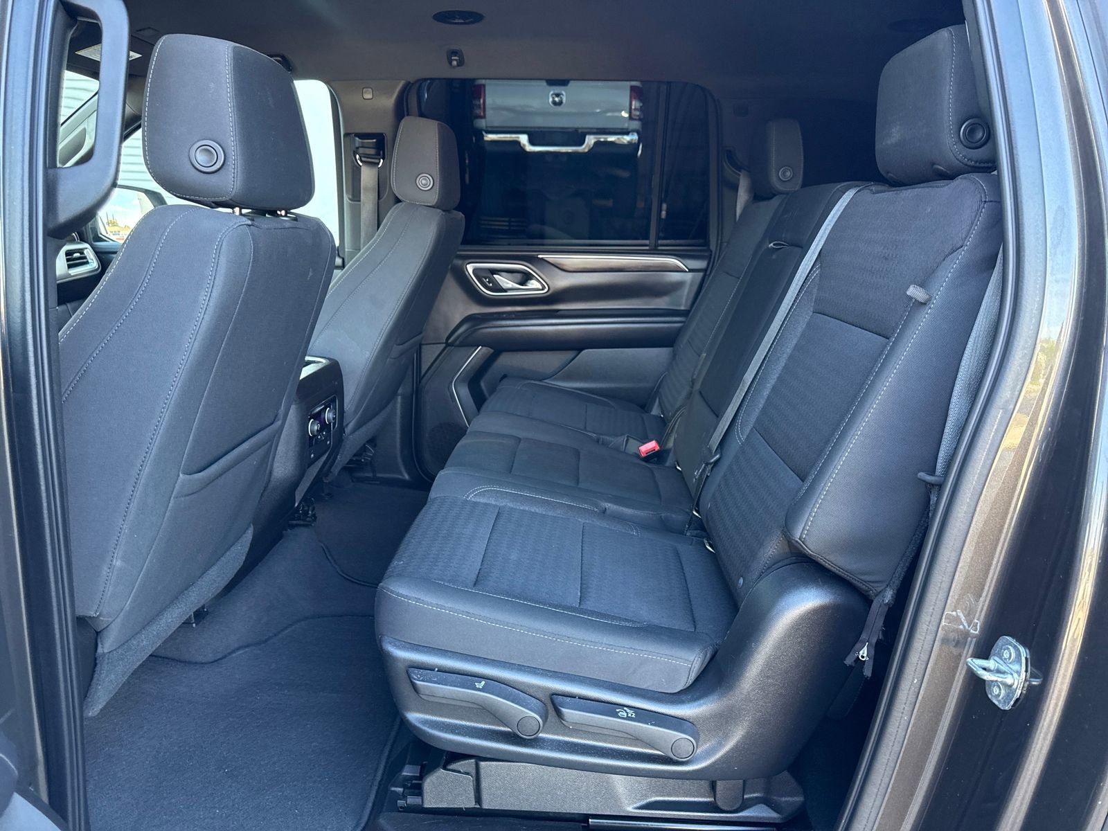 Used 2021 Chevrolet Suburban LS w/ Driver Alert Package image 25