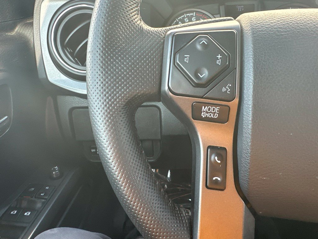 Used 2020 Toyota Tacoma TRD Sport w/ Technology Package AWD/4WD image 37