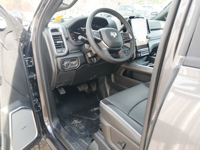 New 2026 RAM 4500 4x4 Crew Cab DRW w/ Laramie Trim Package image 47