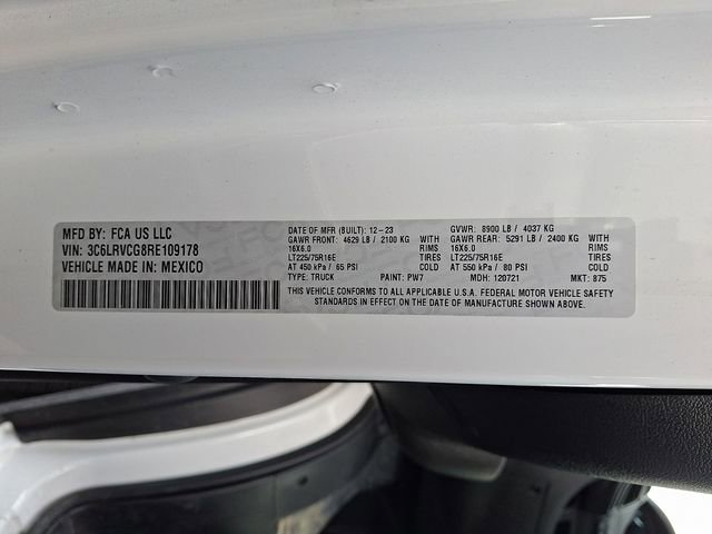 Used 2024 RAM ProMaster 2500 w/ Safety Group image 26