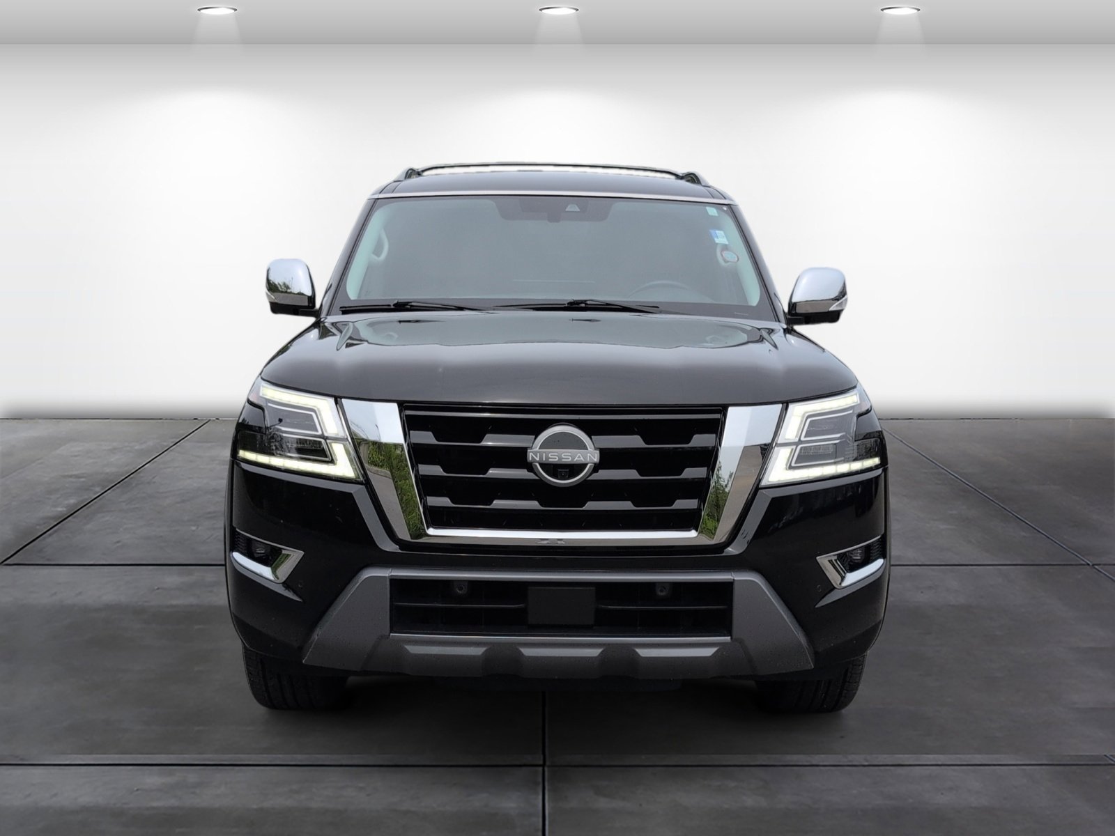 Used 2022 Nissan Armada Platinum w/ Captain's Chairs Package RWD image 6
