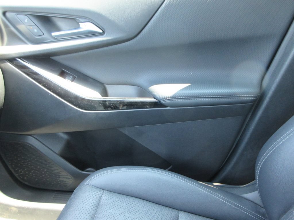 Certified 2025 Chevrolet Equinox LT w/ Convenience Package II FWD image 33