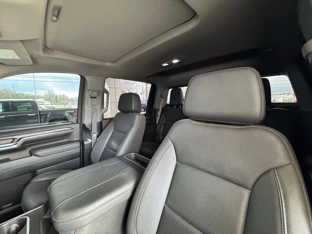 Used 2024 Chevrolet Silverado 2500 LTZ w/ LTZ Convenience Package image 14