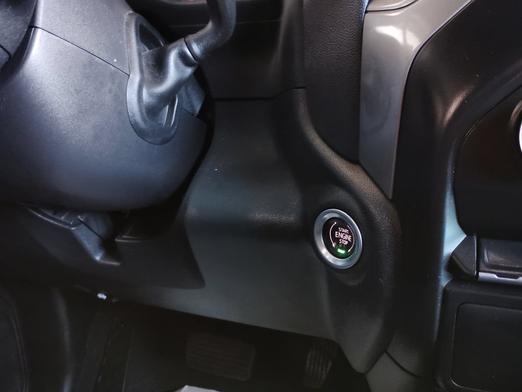 Used 2022 Chevrolet Silverado 1500 Custom RWD image 28