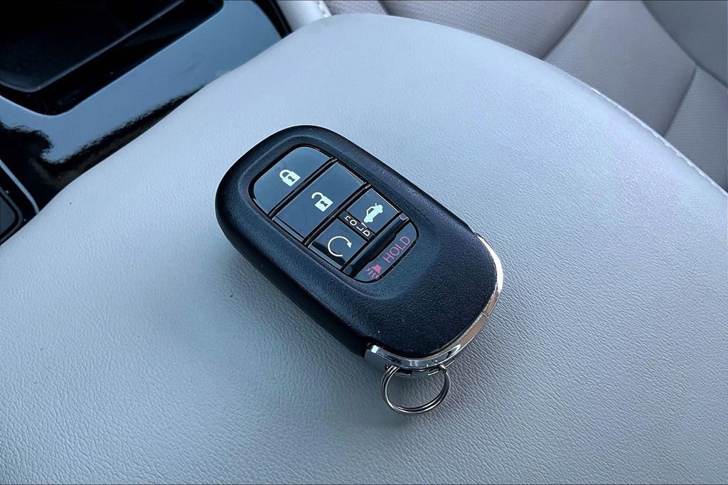 Certified 2025 Honda Accord Touring image 35