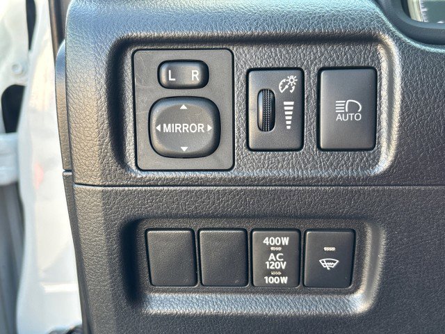 Used 2024 Toyota 4Runner TRD Off-Road Premium image 16