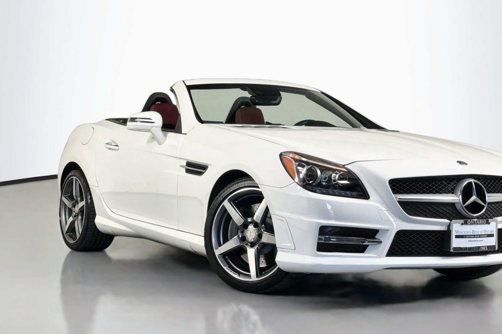 Used 2015 Mercedes-Benz SLK 250 image 14