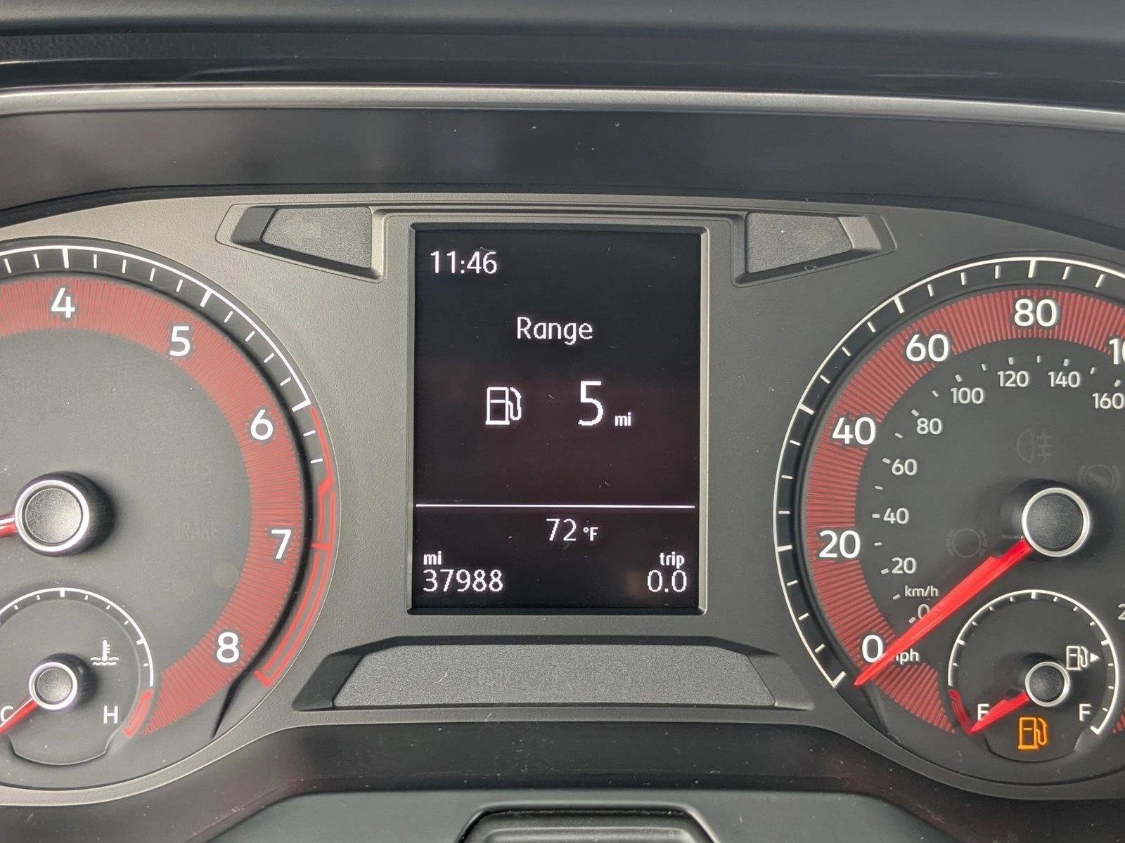 Used 2021 Volkswagen Jetta R-Line FWD image 11