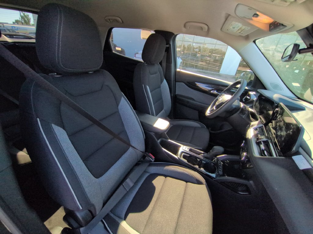 Used 2026 Chevrolet TrailBlazer LT FWD image 30