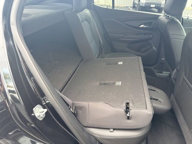 Used 2025 Buick Envista Preferred image 14