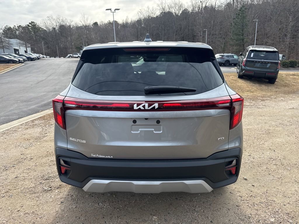New 2026 Kia Seltos LX image 17