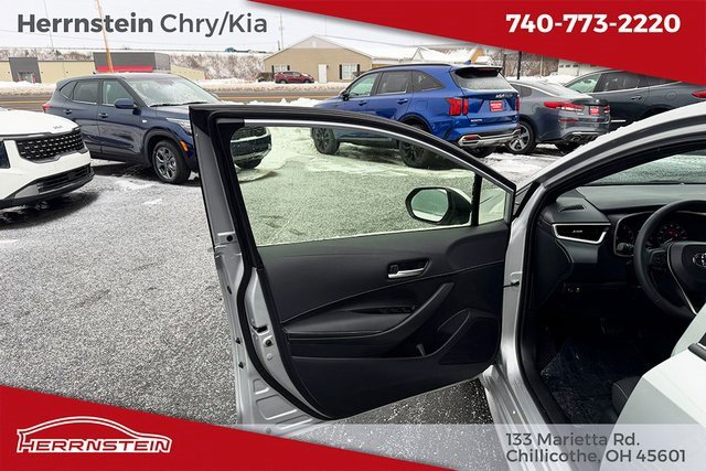 Used 2024 Toyota Corolla SE image 13