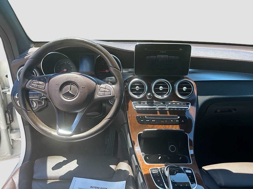 Used 2018 Mercedes-Benz GLC 300 w/ Multimedia Package image 44