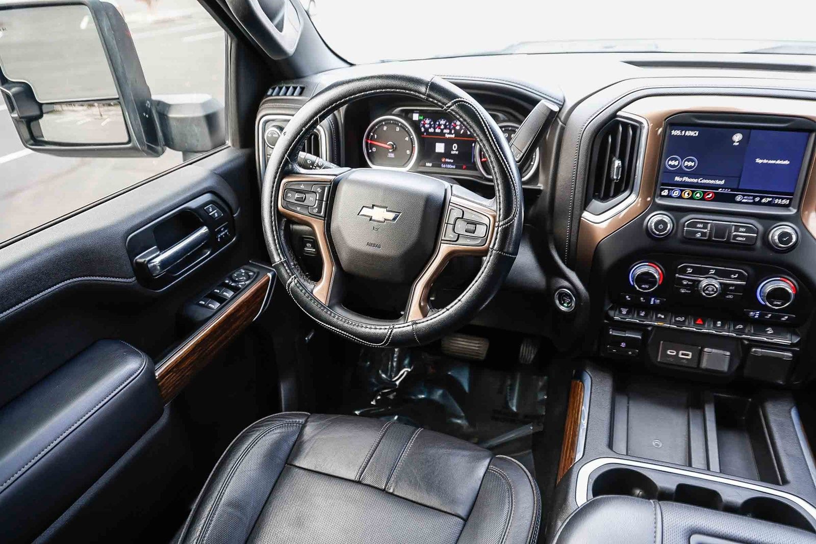 Used 2022 Chevrolet Silverado 2500 High Country w/ Safety Package II image 14