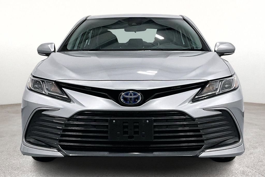 Used 2023 Toyota Camry LE FWD image 5